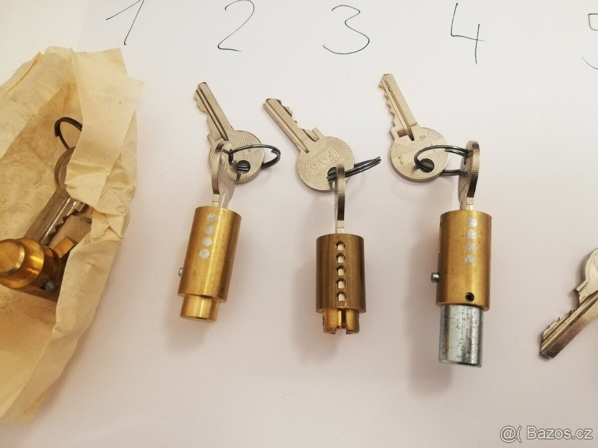 Zámek řízení sedla FAB Jawa ČZ kývačka pionýr 125 175 250 - 3