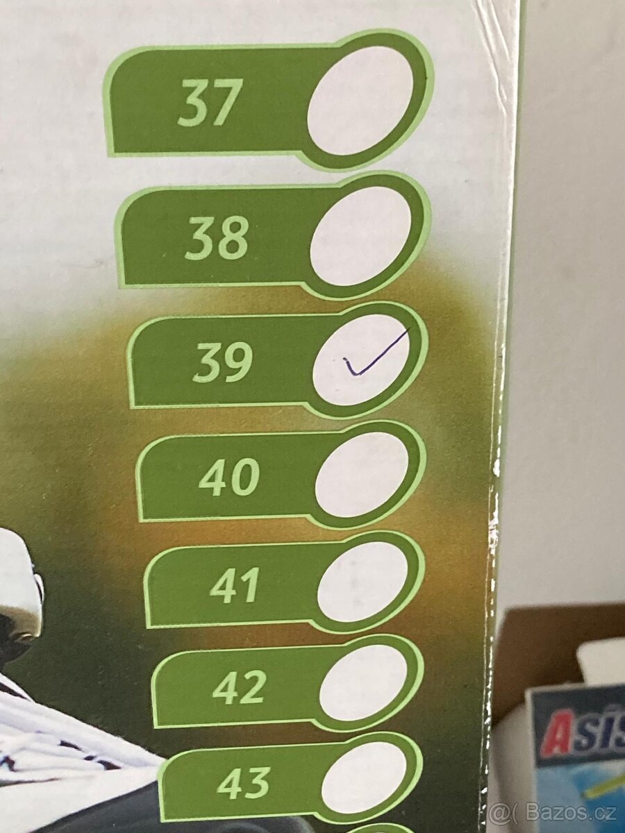 Prodam nové kolečkové brusle . vel.39 - 3