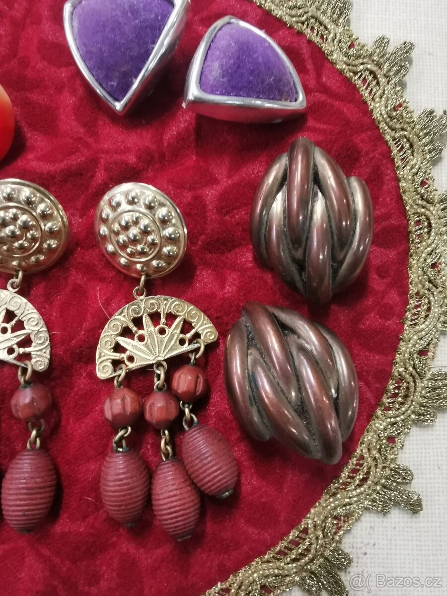 Retro bižuterie. - 3