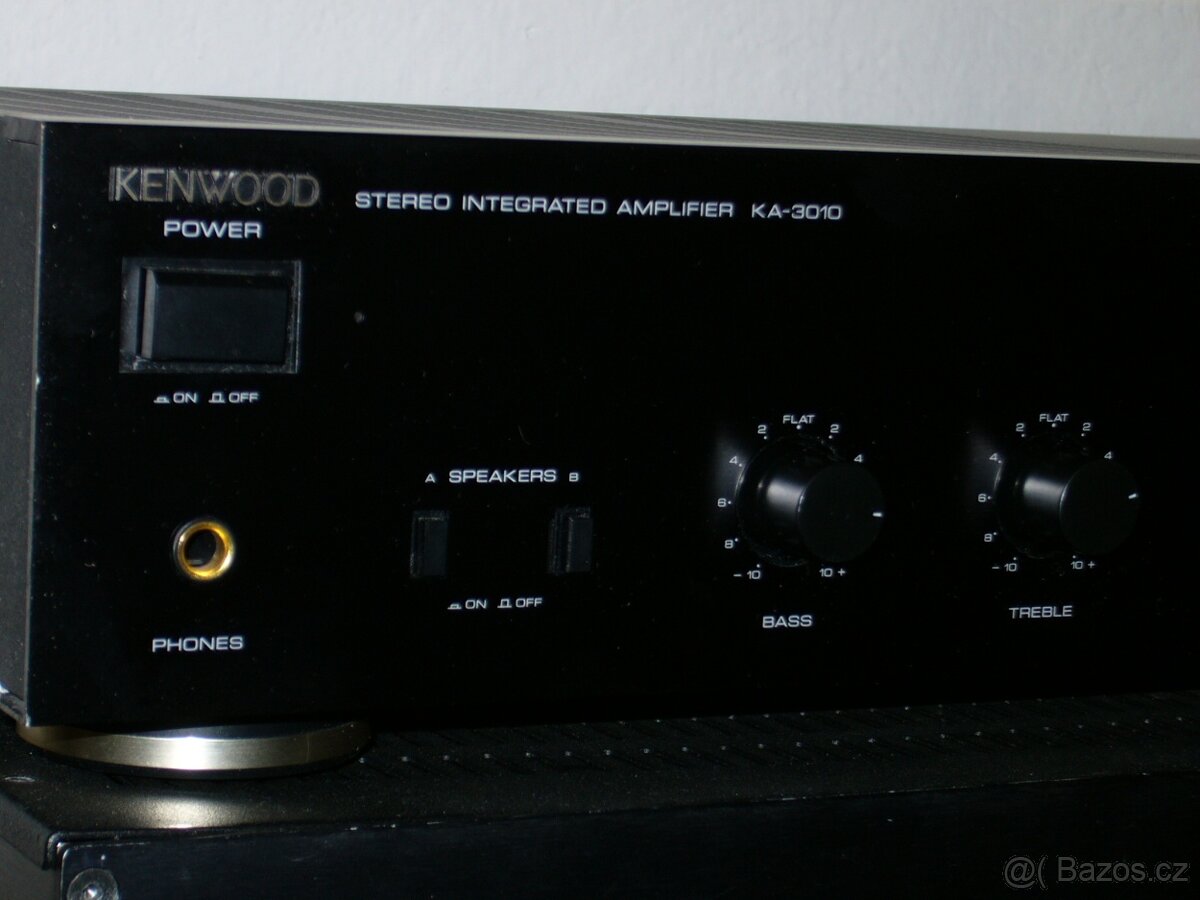Zesilovač Kenwood KA-3010. - 3