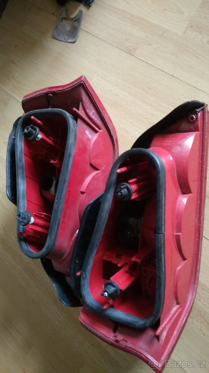 Peugeot 106 drobnosti - 3