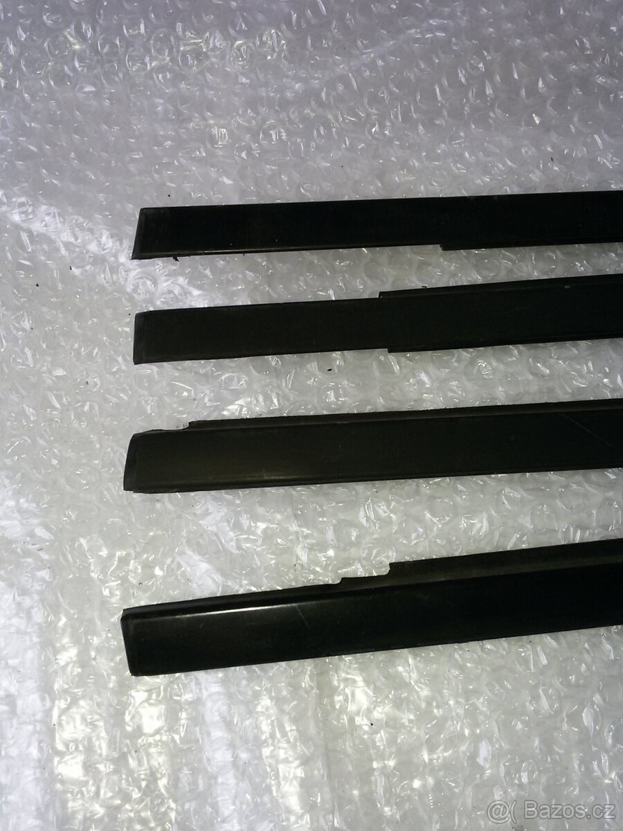 Seat Alhambra : Lišty oken - 3