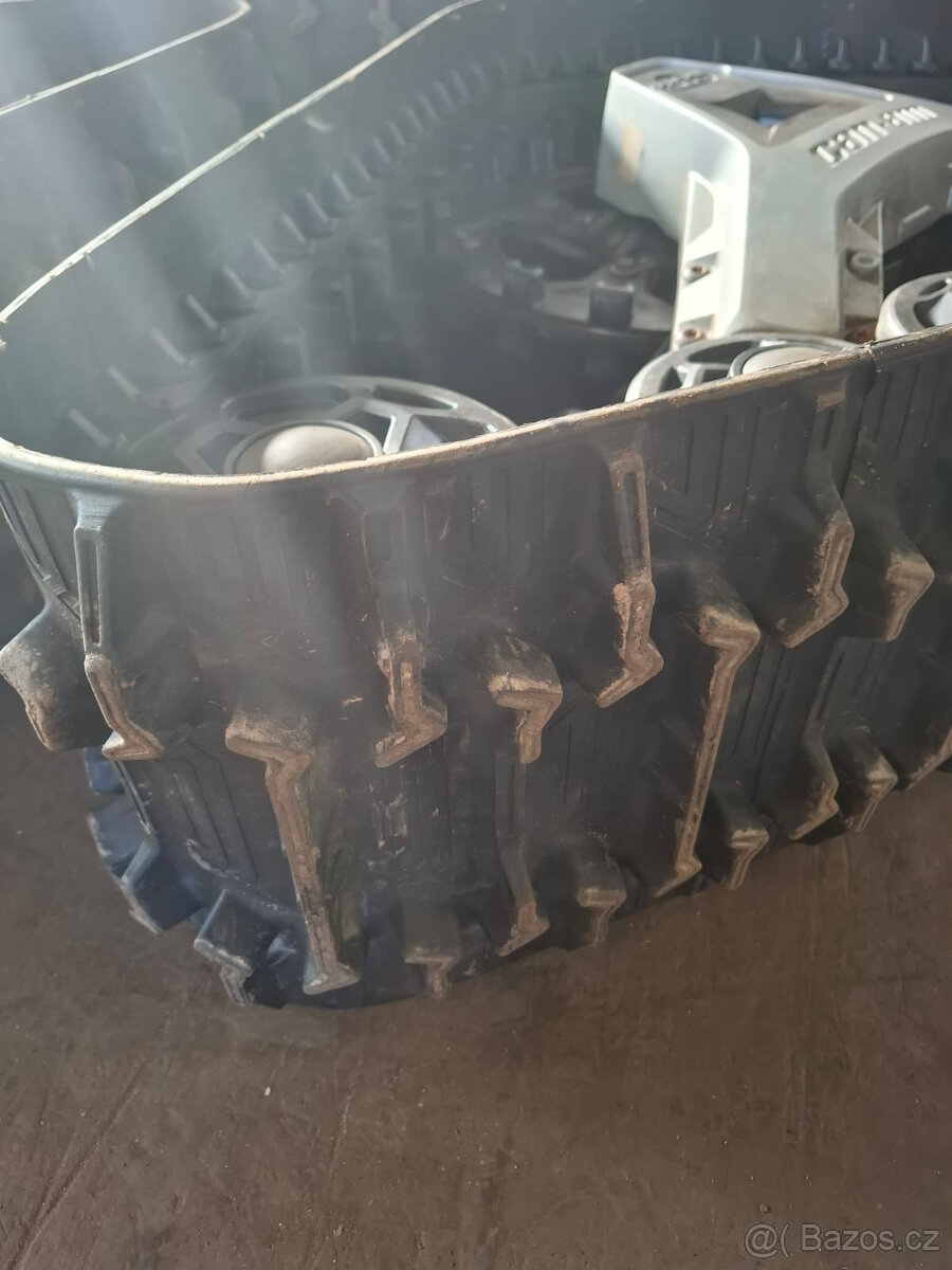 Sněžné pásy Apache + adaptéry Can-am - 3