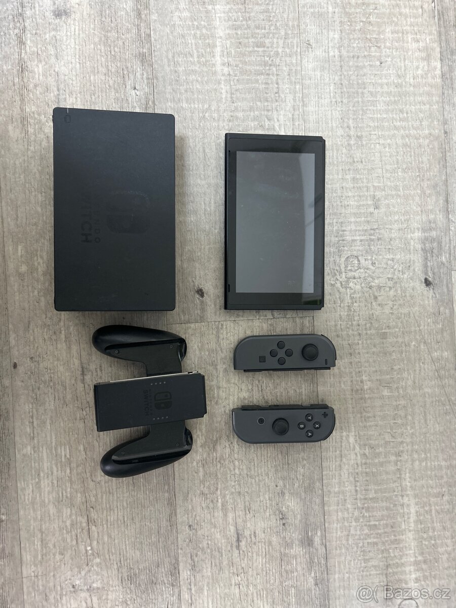Prodám Nintendo switch - 3