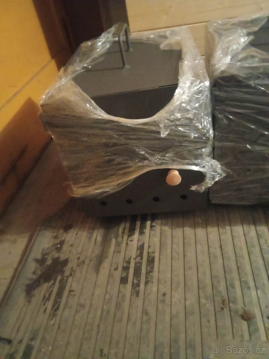 Dřevěná udírna - 3