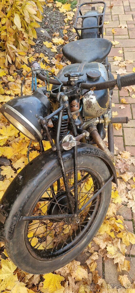 Triumph Noris - 3