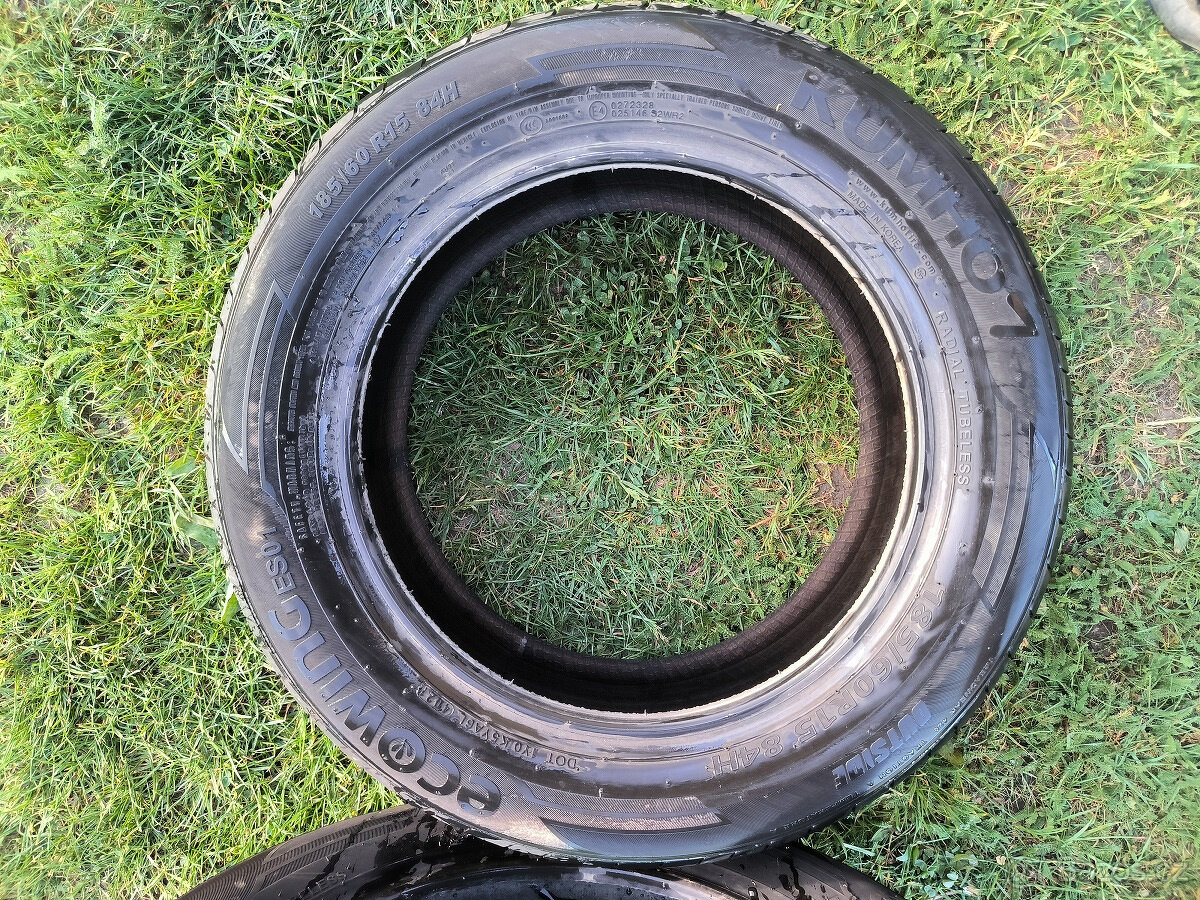 2 letní pneu 185/60/15 KUMHO - 3