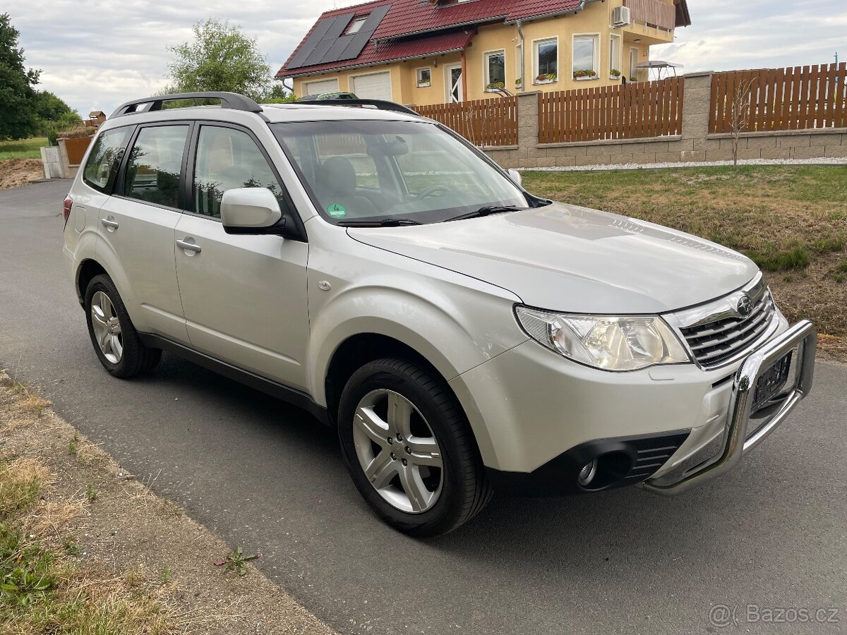 Subaru Forester benzin automat 2.0 - 3