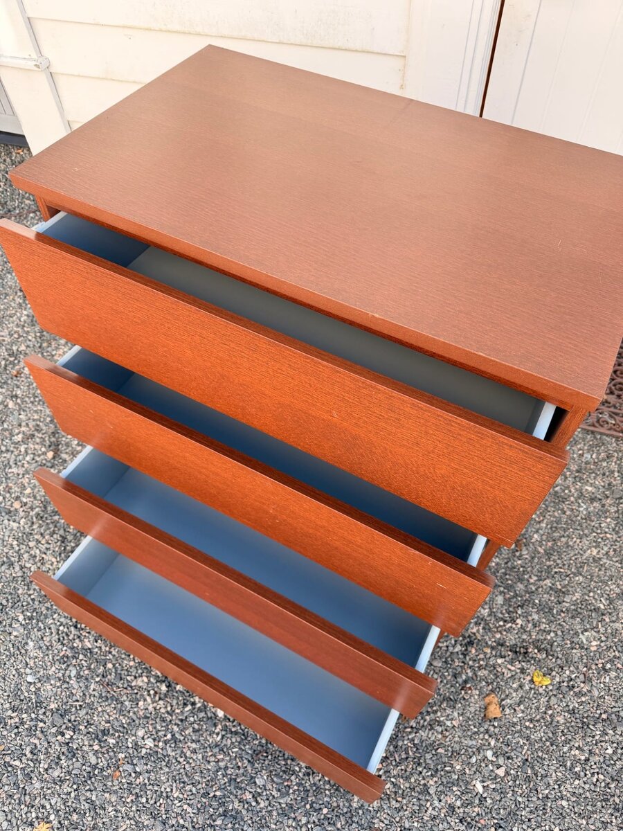 Prodám komodu IKEA MALM - 3