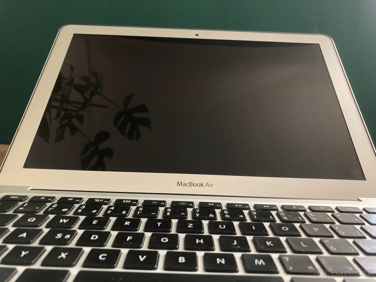 MacBook Air 13” 2017 - 3
