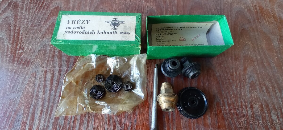 Stínidlo lustru, teploměr, frézy na sedla - 3