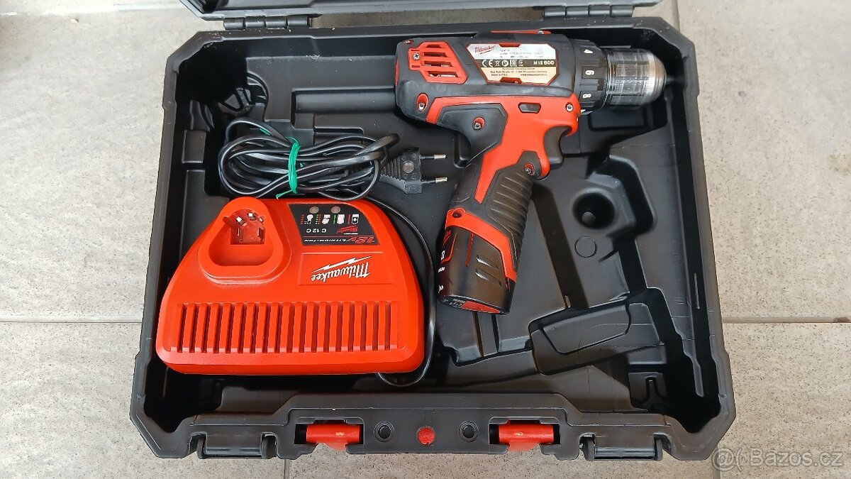 Aku vrtačka Milwaukee M12 BDD - 3