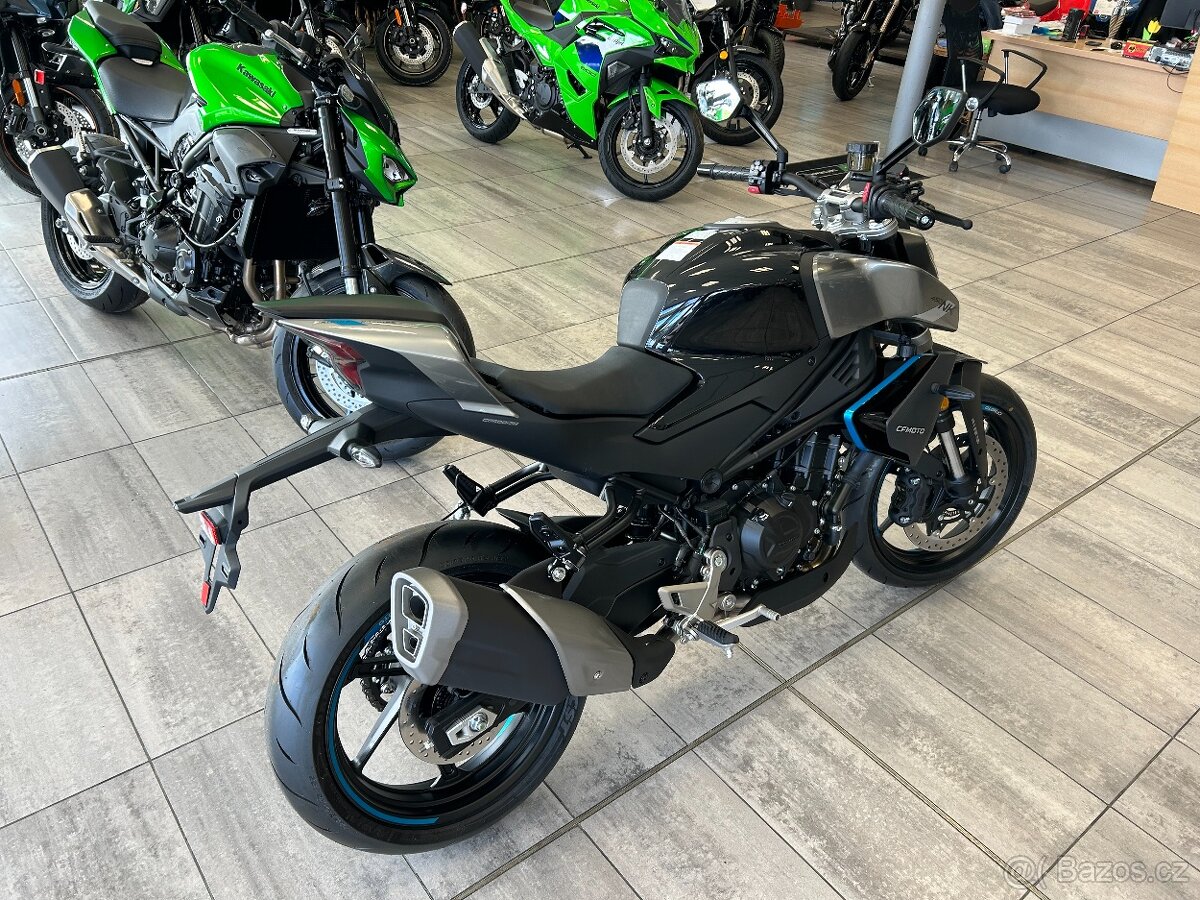 CF Moto NK 450 2025 - 3