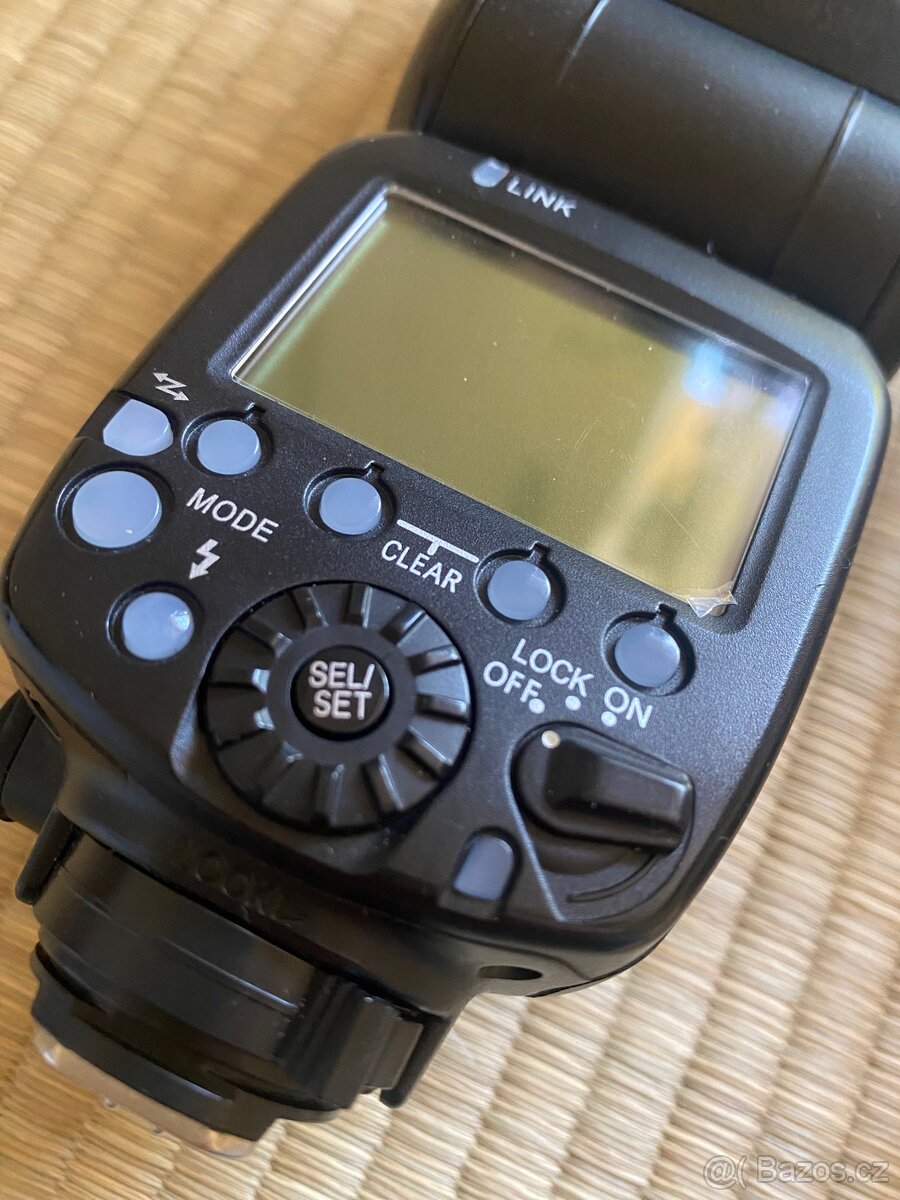 Blesk Yongnuo YN600EX-RT pro Canon + bezdrátovy odpalovač - 3