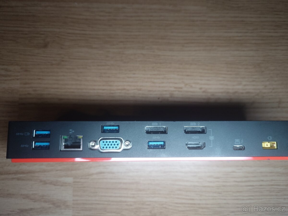 Lenovo ThinkPad Thunderbolt 3 Dock 40AC - 3