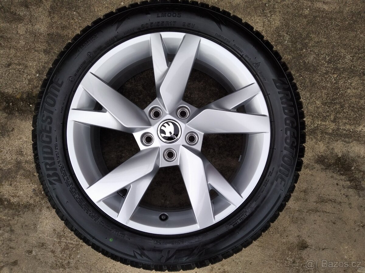 Prodám zánovní zimní alu sadu 17" Škoda Octavia IV - 3