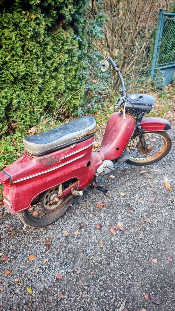 Jawa pionyr 50/21 - 3