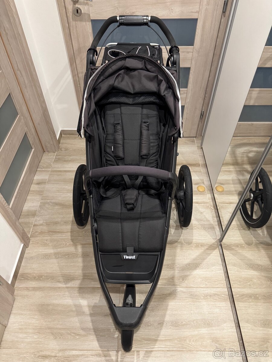 THULE Urban Glide 3 Black - 3
