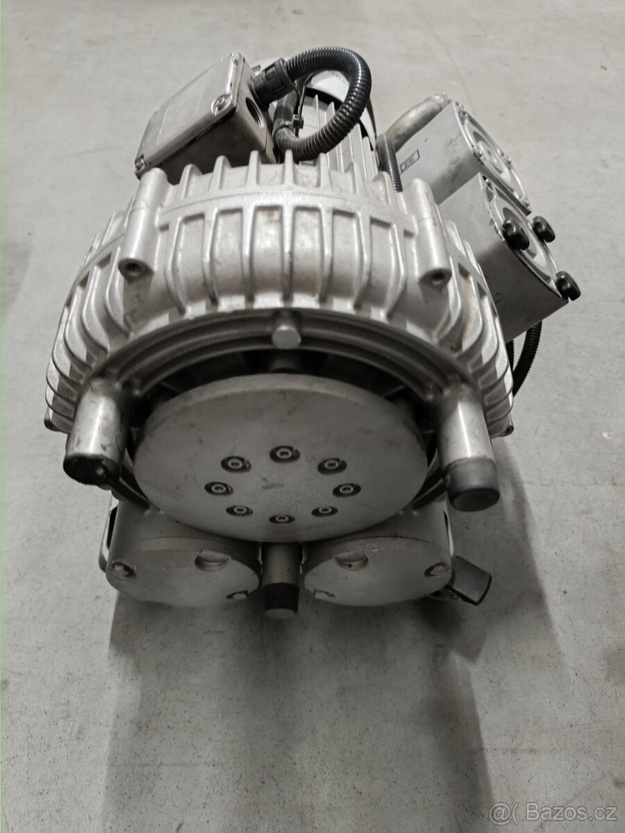 Becker Vacuum Pump SV 8.130/1-01 – vývěva 1,25 kW – použitá - 3