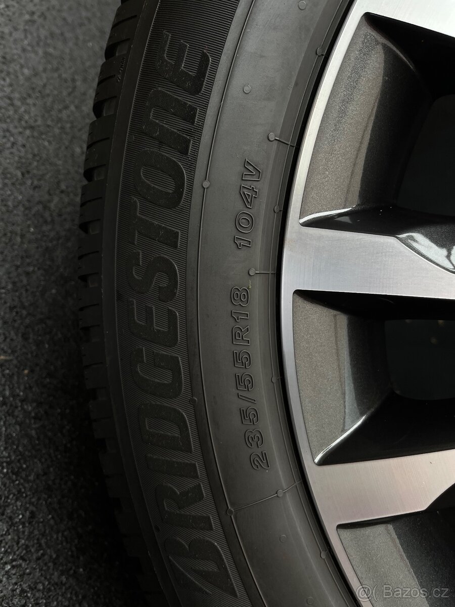 Originál alu 5x112 škoda kodiaq trinity 235/55/18 - 3