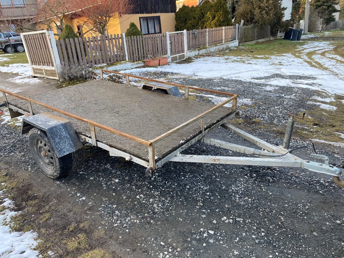 Přívěsný vozík-plato - 3