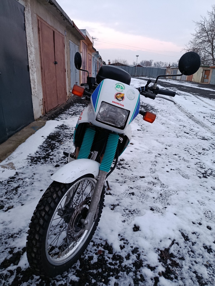 Honda NX 250 Dominátor - 3