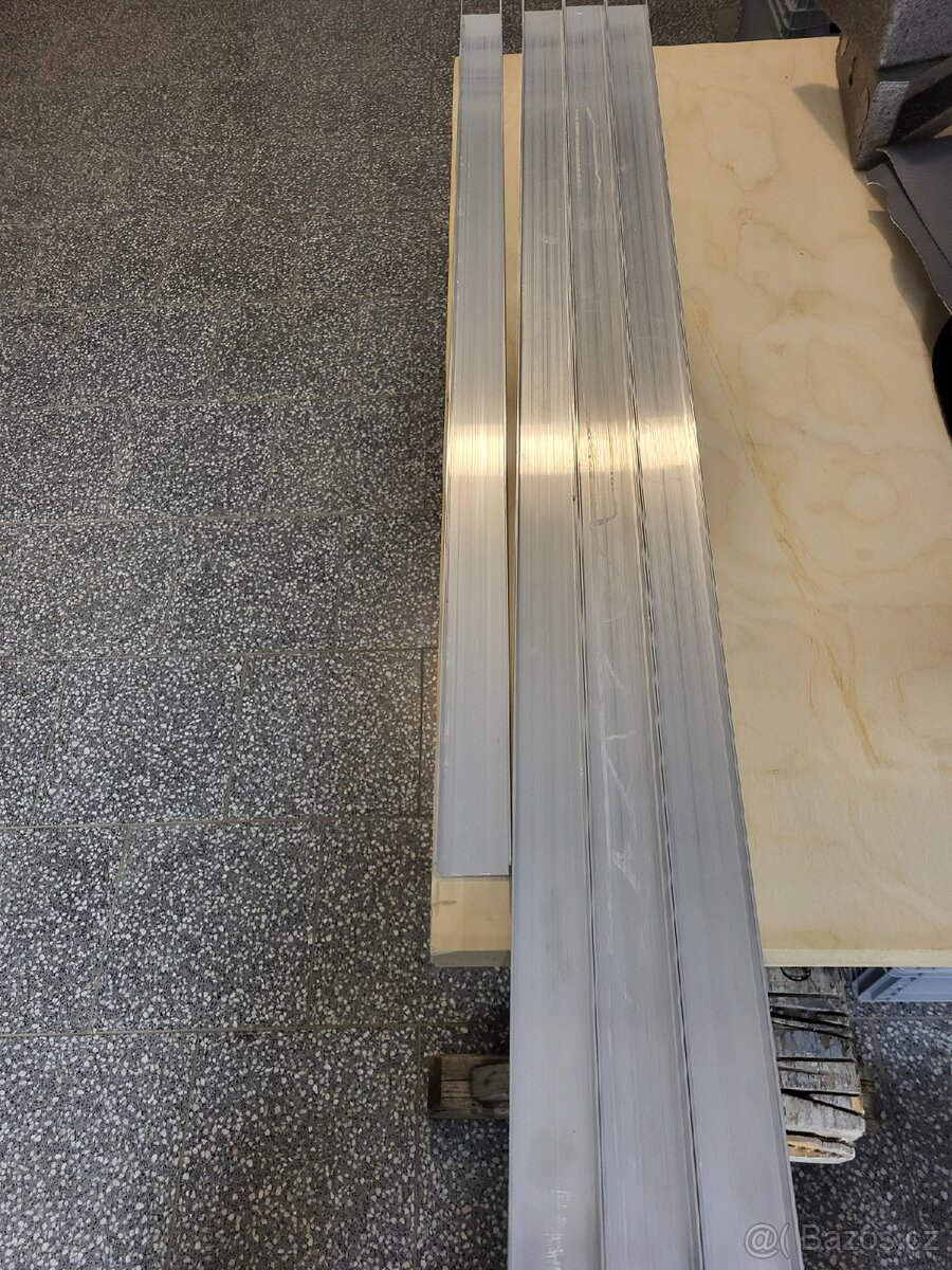 Hlinikovy profil 40x20x2 - 3