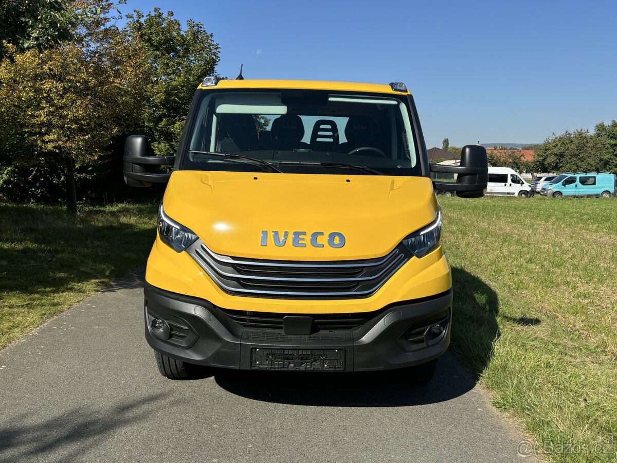 Odtahový vůz Iveco Daily 72C18 DOKA nové 2024