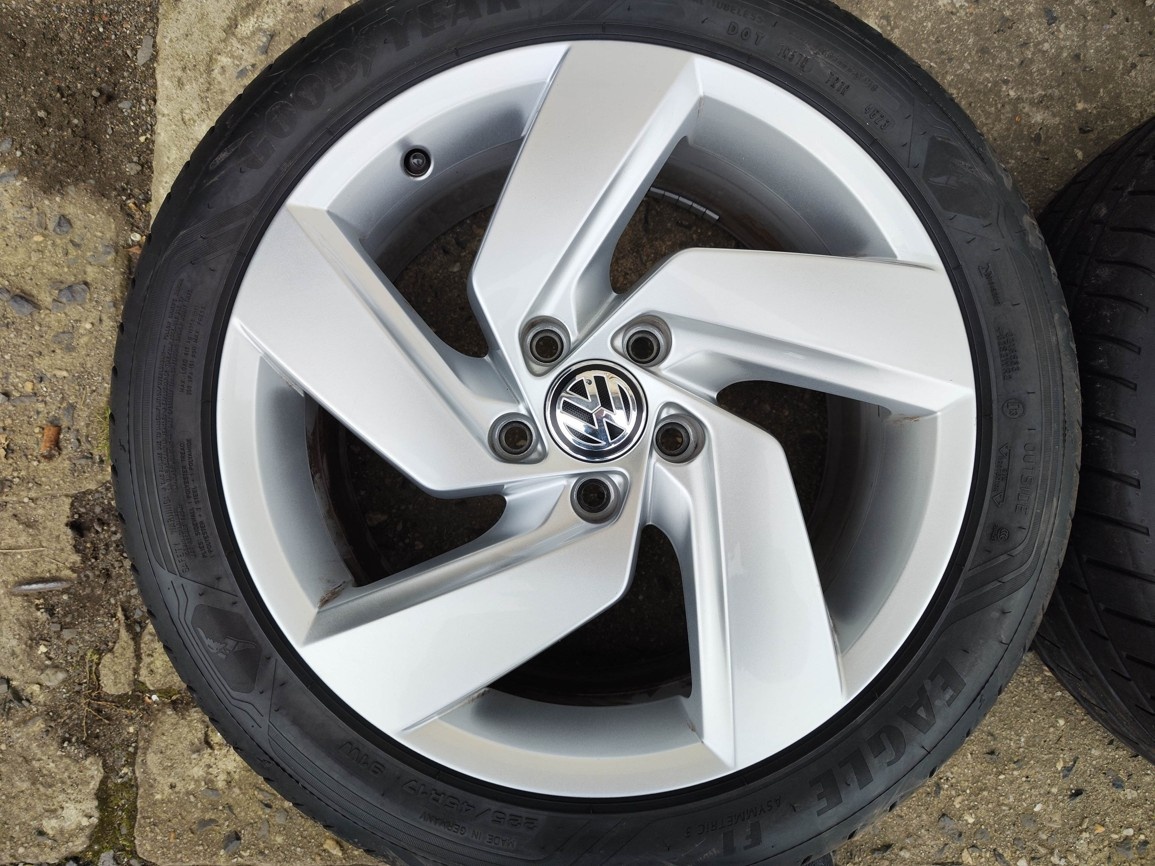 17"letní alu sada Richmond 5x112 origo Golf 8 7 GTI GTD GTE - 3