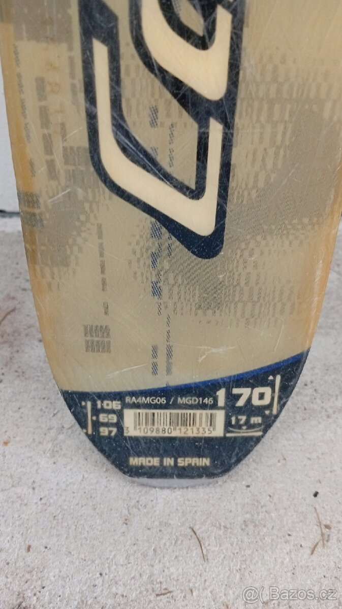 Prodám sjezdové lyže Rossignol TPS Carve - 3