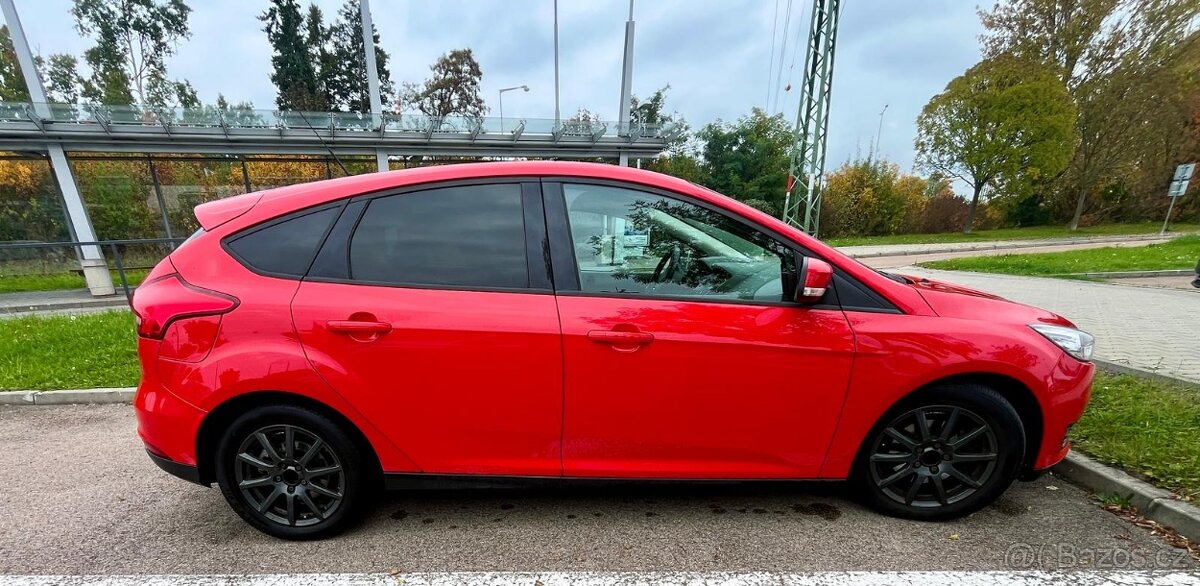 Prodám FORD FOCUS EcoBoost 1,0 74 kW, 09/2015 - 3