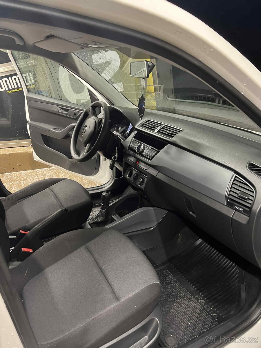 Škoda Fabie ||| (2020) top stav - 3