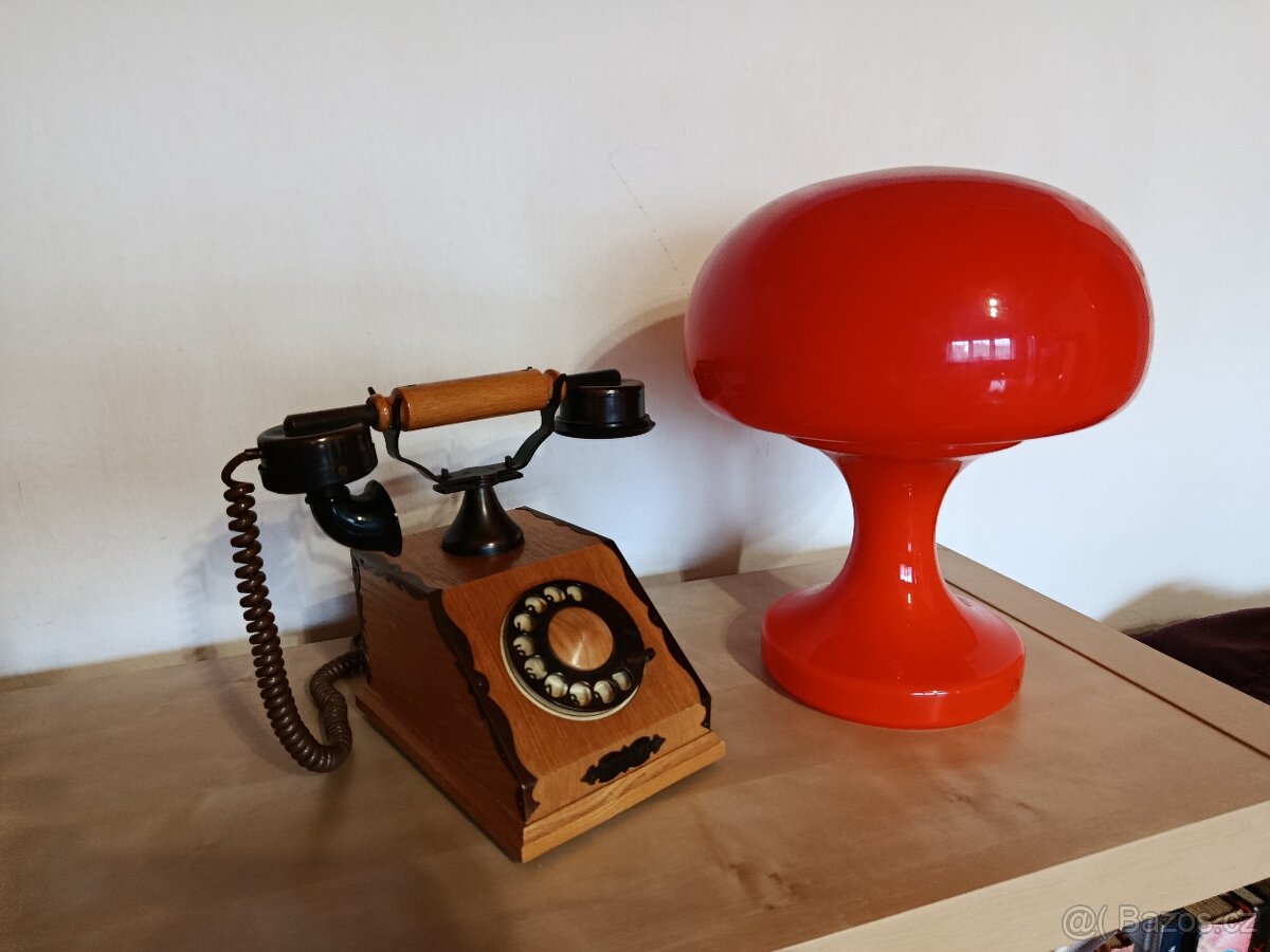 Telefon retro Tesla na pevnou linku - 3