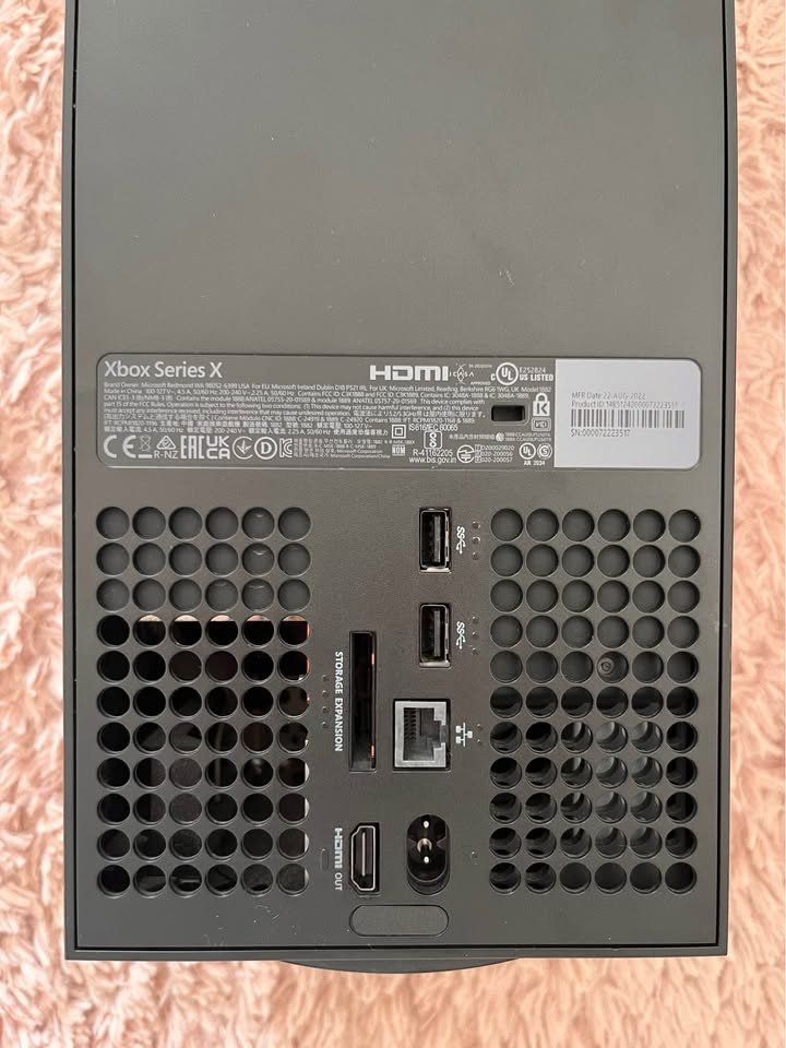 Xbox Series X Black - 3