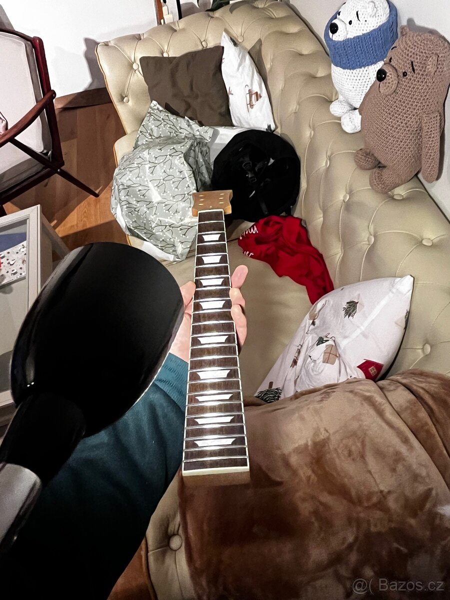 Elektrická kytara DIY Les Paul - 3