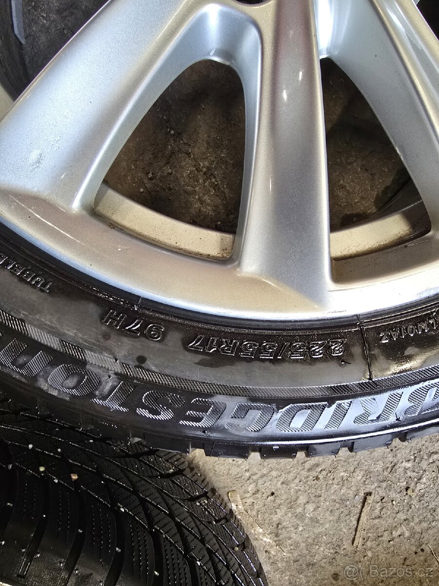 Zimní sada 225/55/17 BMW F11 - 3