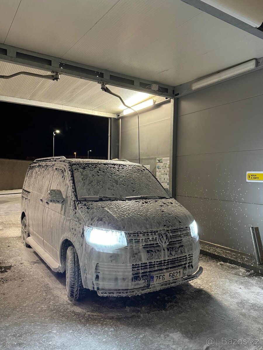 Volkswagen Caravelle - 3