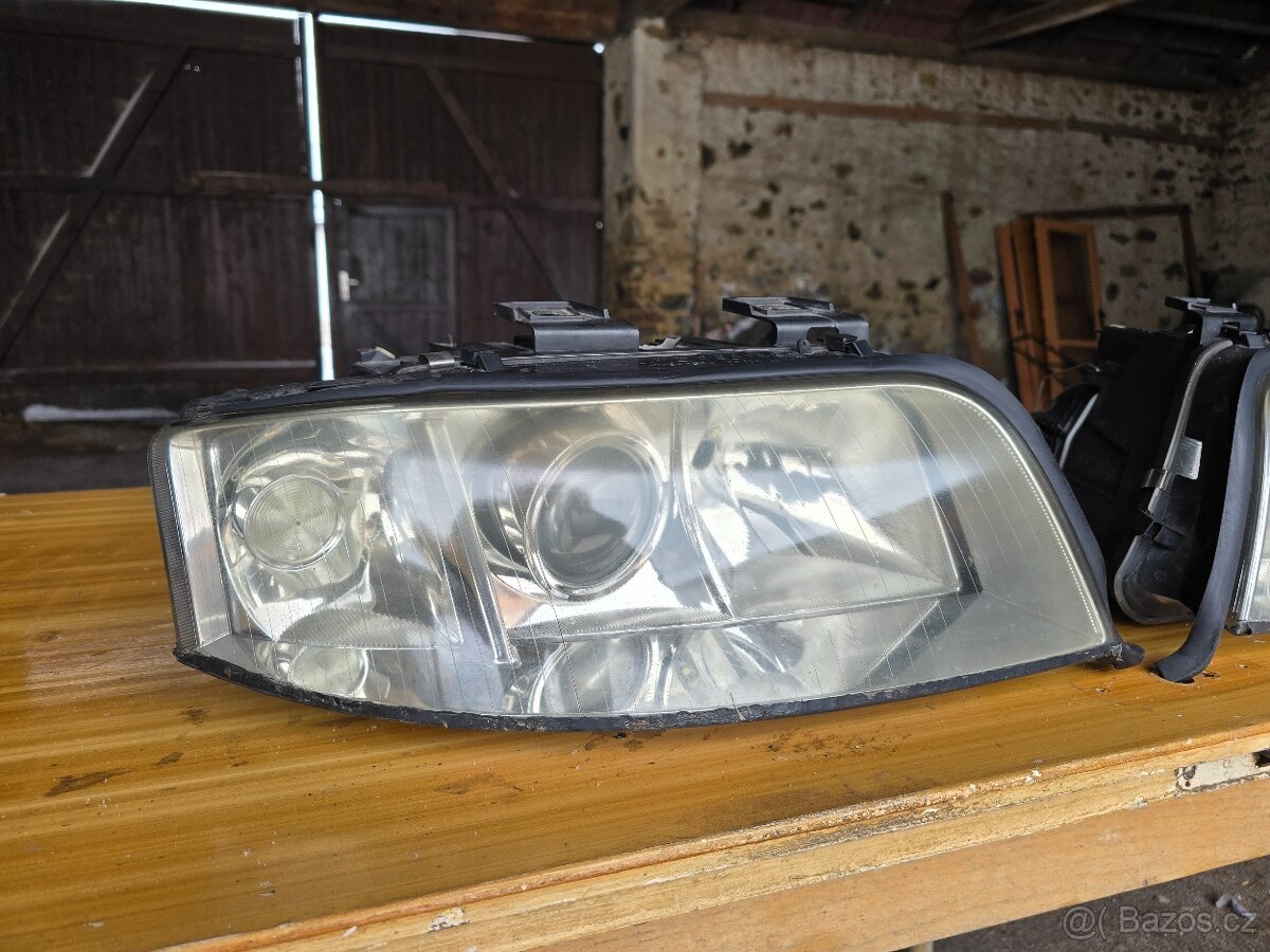 světlomety Audi A6 C5 2002 - 3