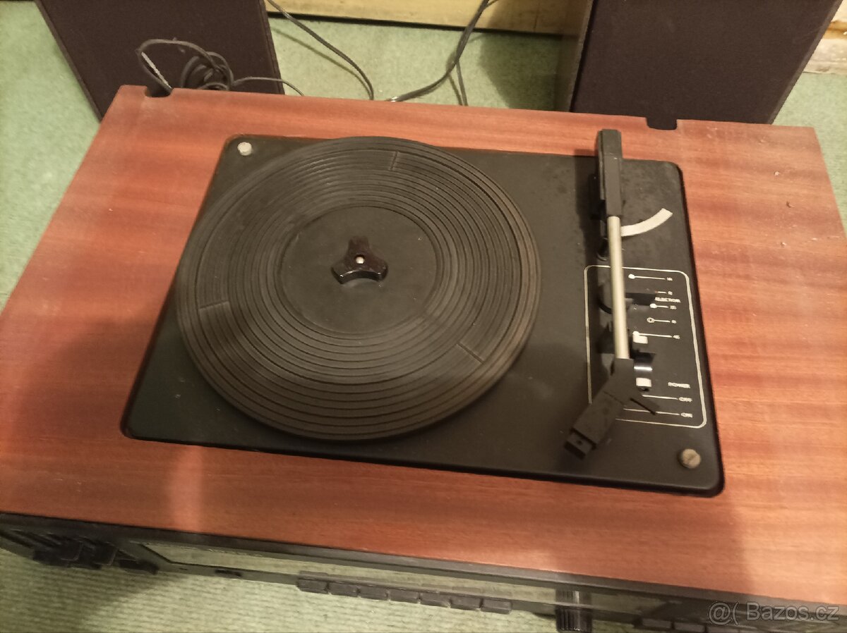 Gramoradio Tesla - 3