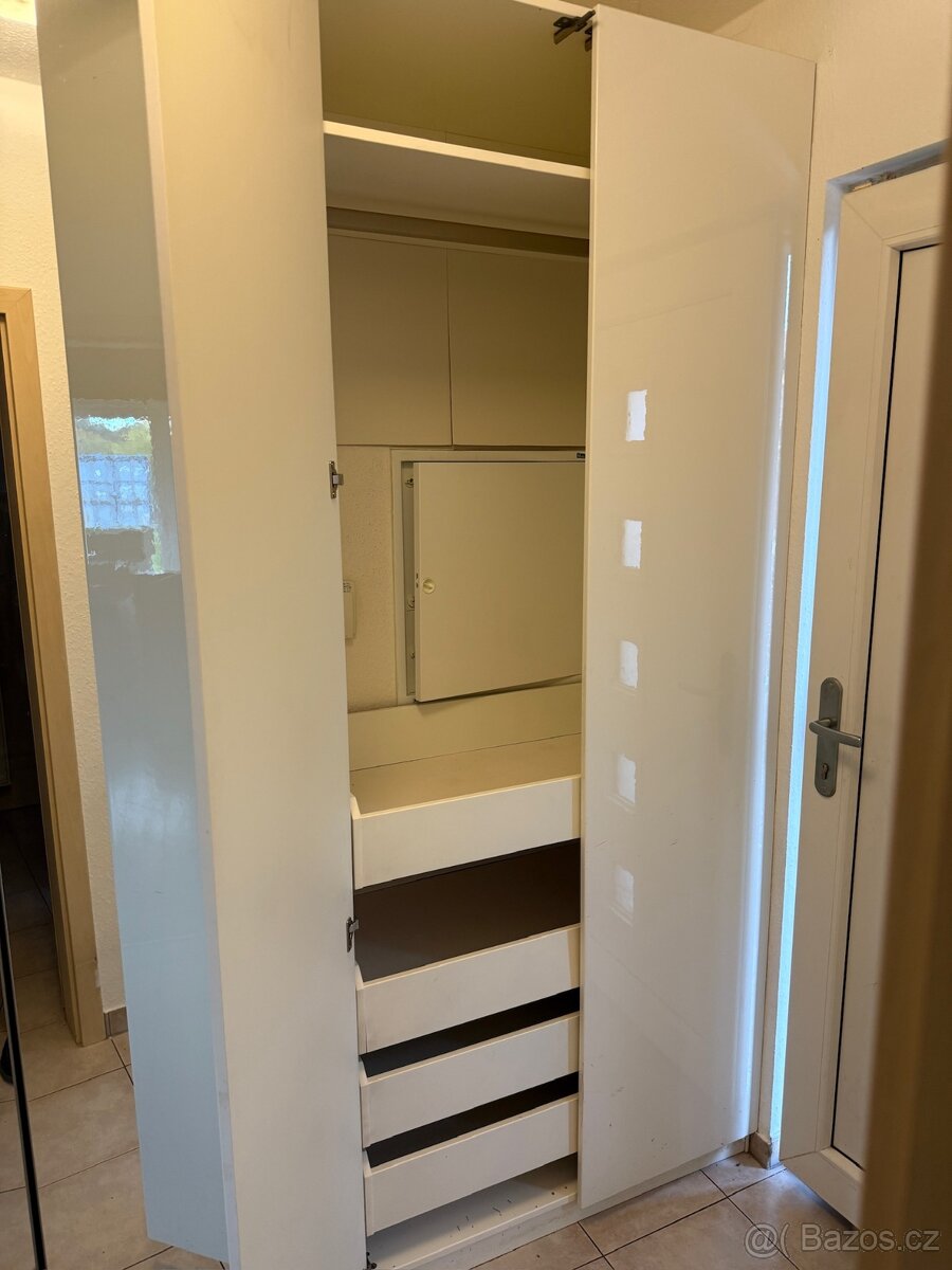 PŘEDSÍŇOVÁ SESTAVA (botníky + zrcadla) - 3