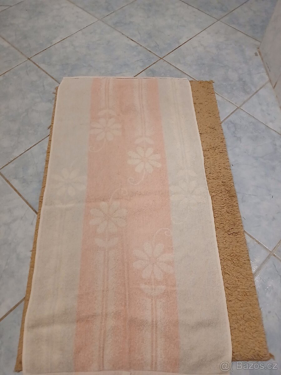 Sada světlých ručníků - 3