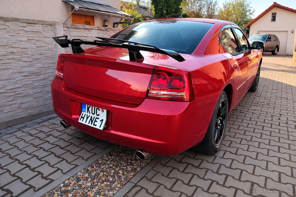 Prodám Dodge Charger R/T 5.7 LPG 4x4 - 3