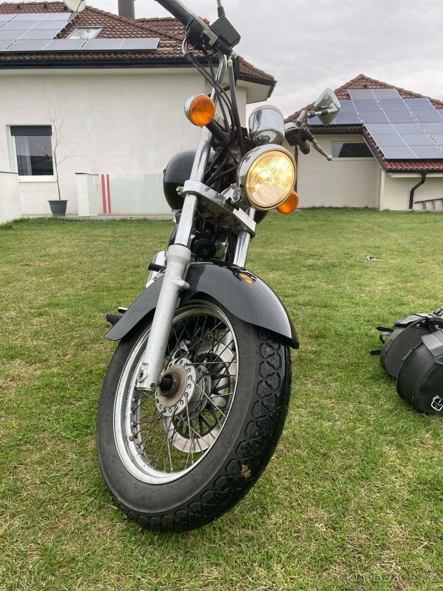 Suzuki Marauder 125 - 3