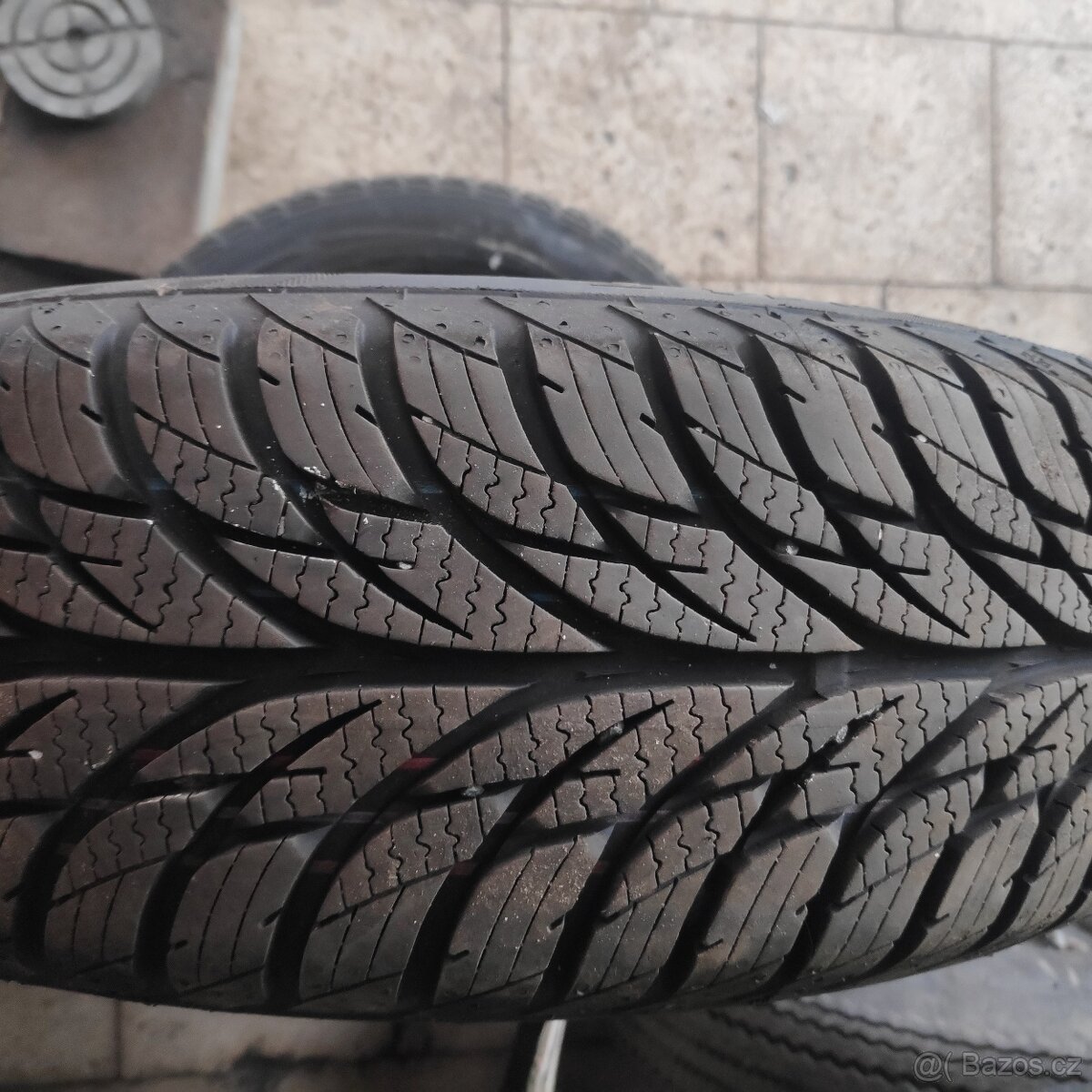 pneu zimní155/65 R14 - 3