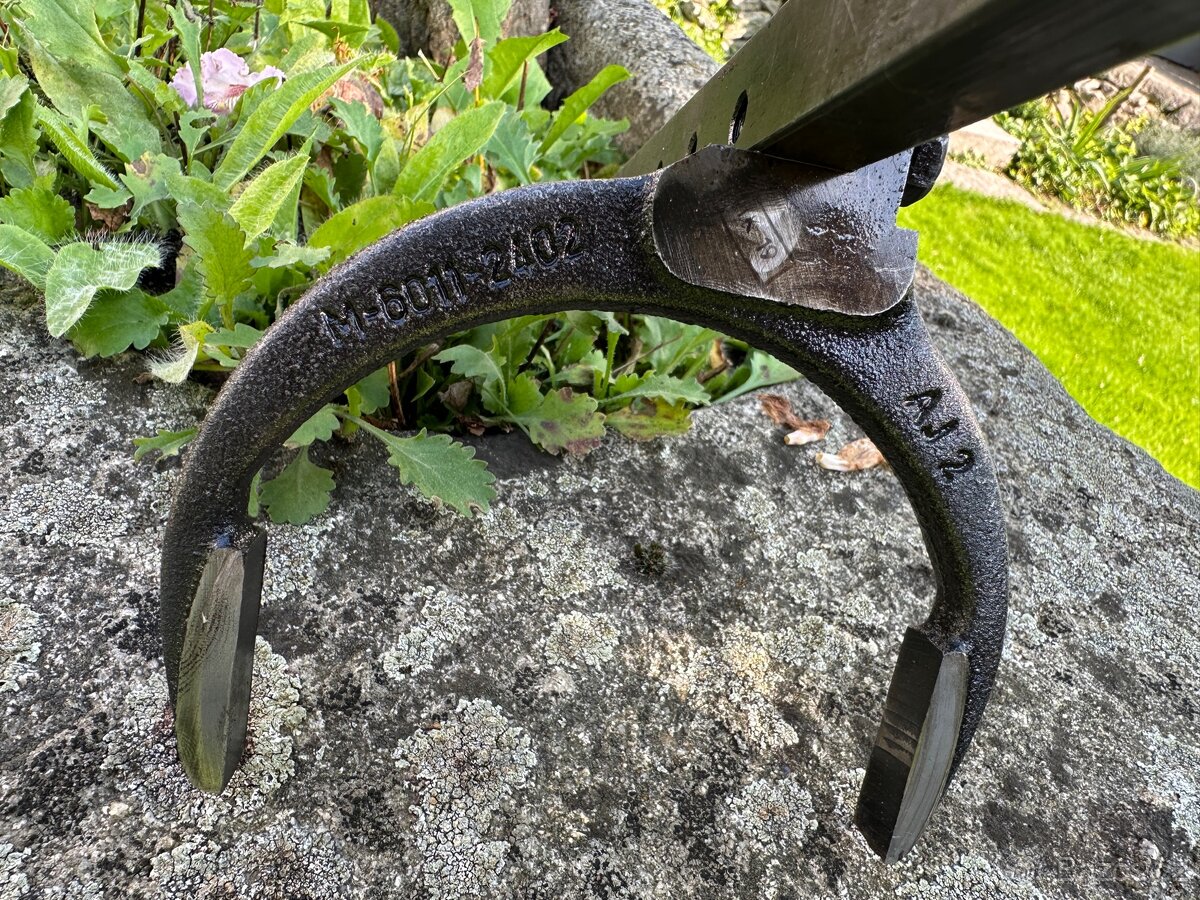 Vidlička řazení synchronu 4-5 Zetor 7245 - 3