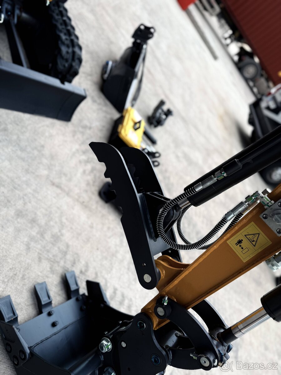 Minibagr G12SE l PRO 2026, Joysticky, Mega AKCE KUBOTA - 3