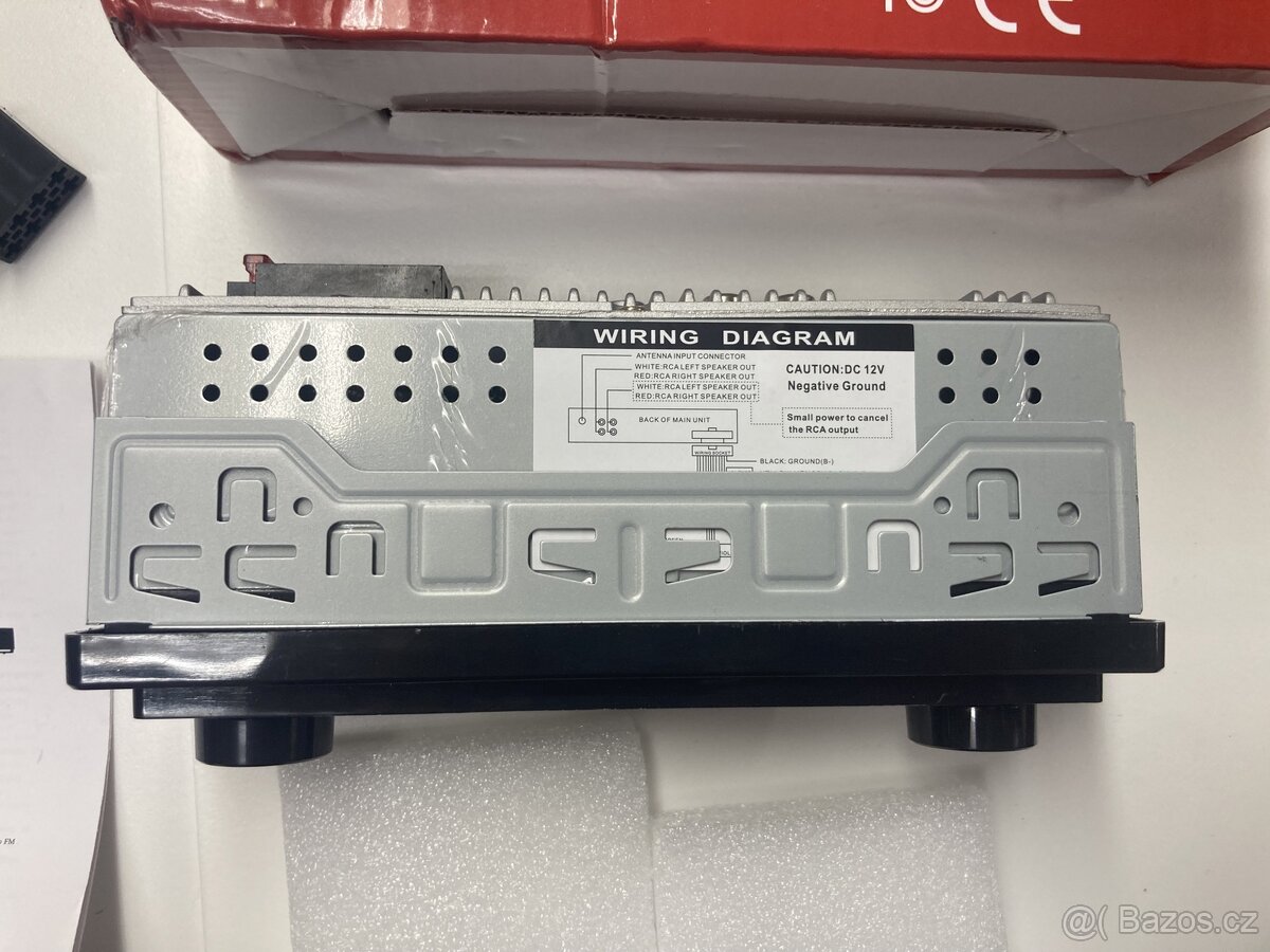 Nové autorádio s retro designem - USB, Bluetooth, SD, AUX - 3