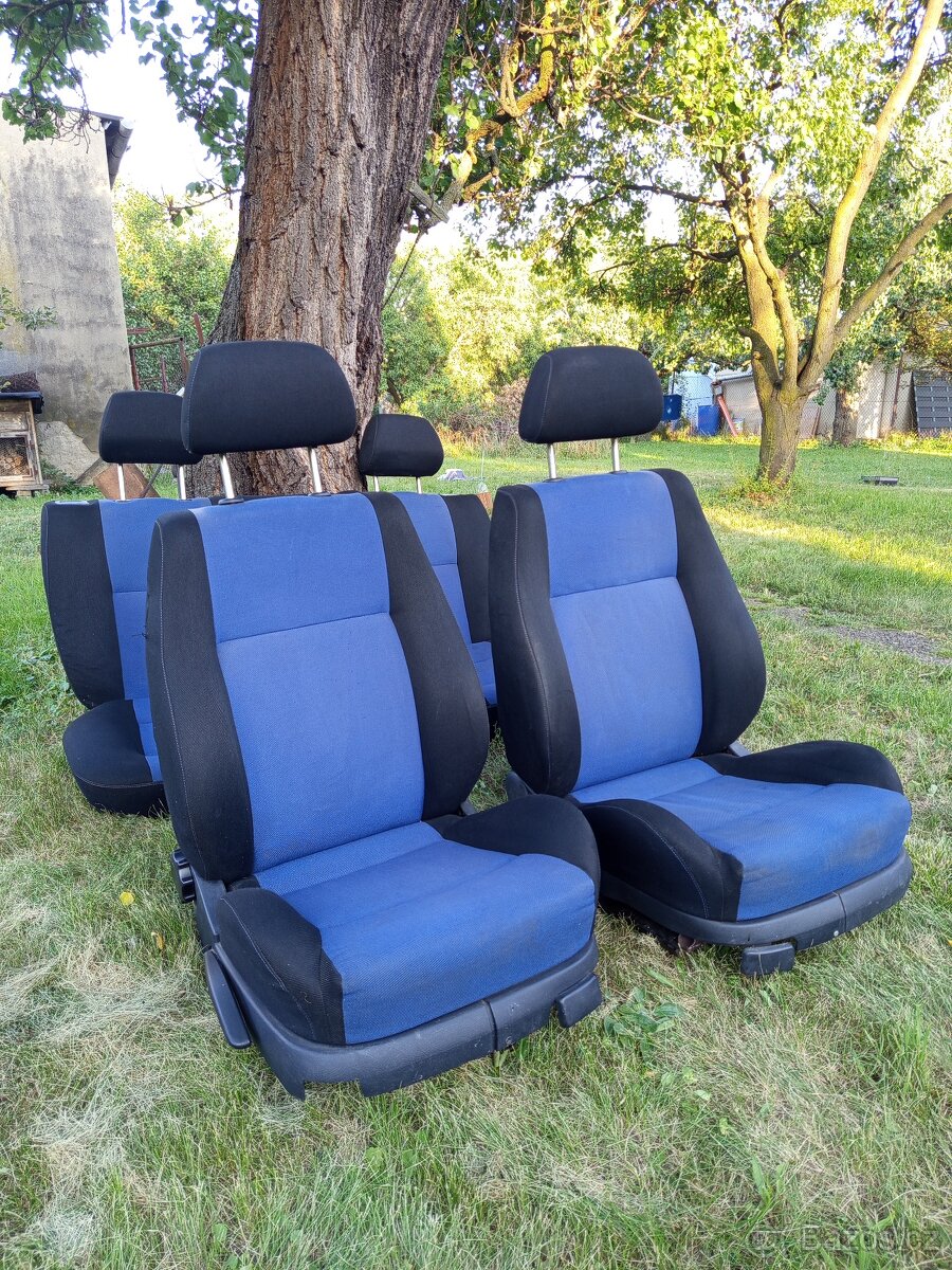SEDAČKY DO ŠKODA FAVORIT Z VW GOLF 4 GTI - 3