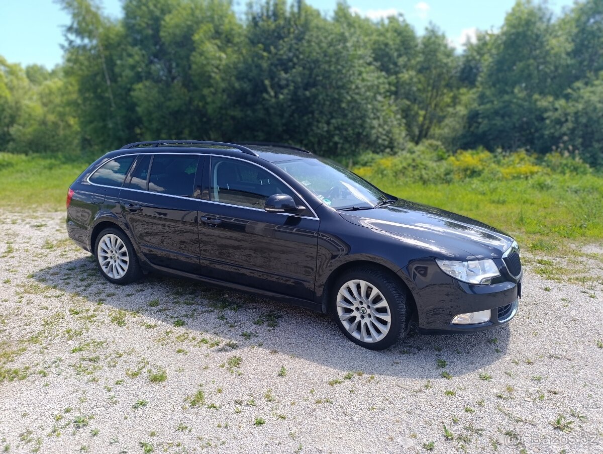 ŠKODA SUPERB COMBI 2.0TDi 4x4 ,, ELEGANCE " - 3