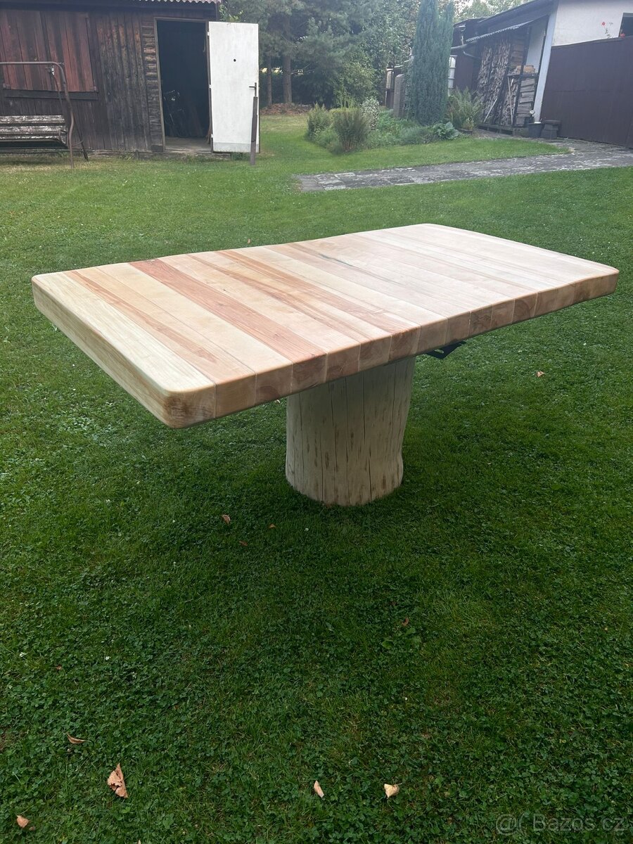 Dřevěný stůl - 3